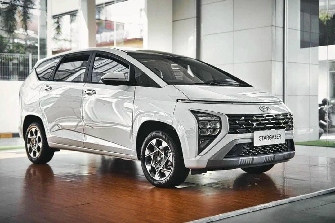 Hyundai Stargazer có đủ sức cạnh tranh với Mitsubishi Xpander?