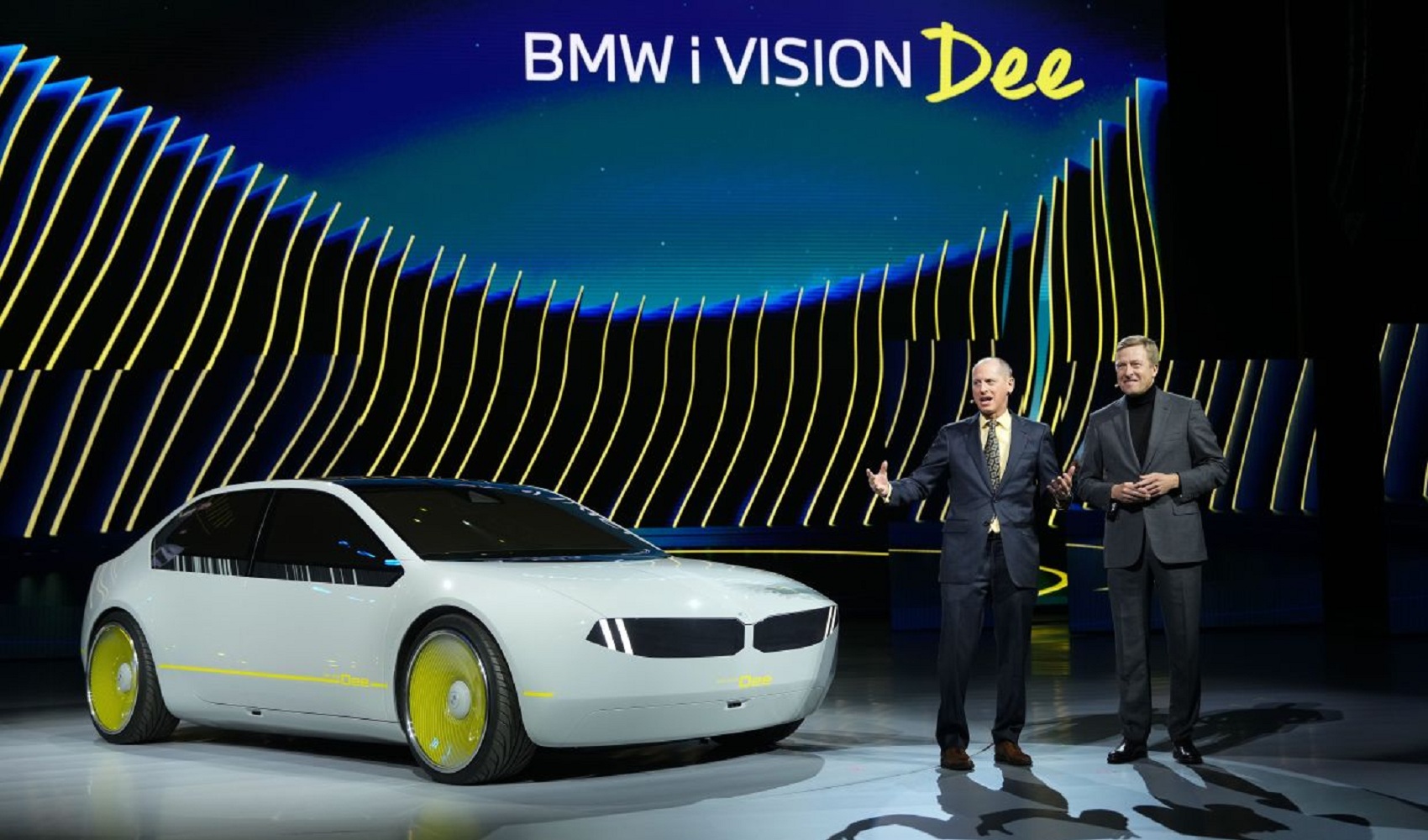 BMW ra mắt concept xe hoàn toàn mới lạ tại CES 2023