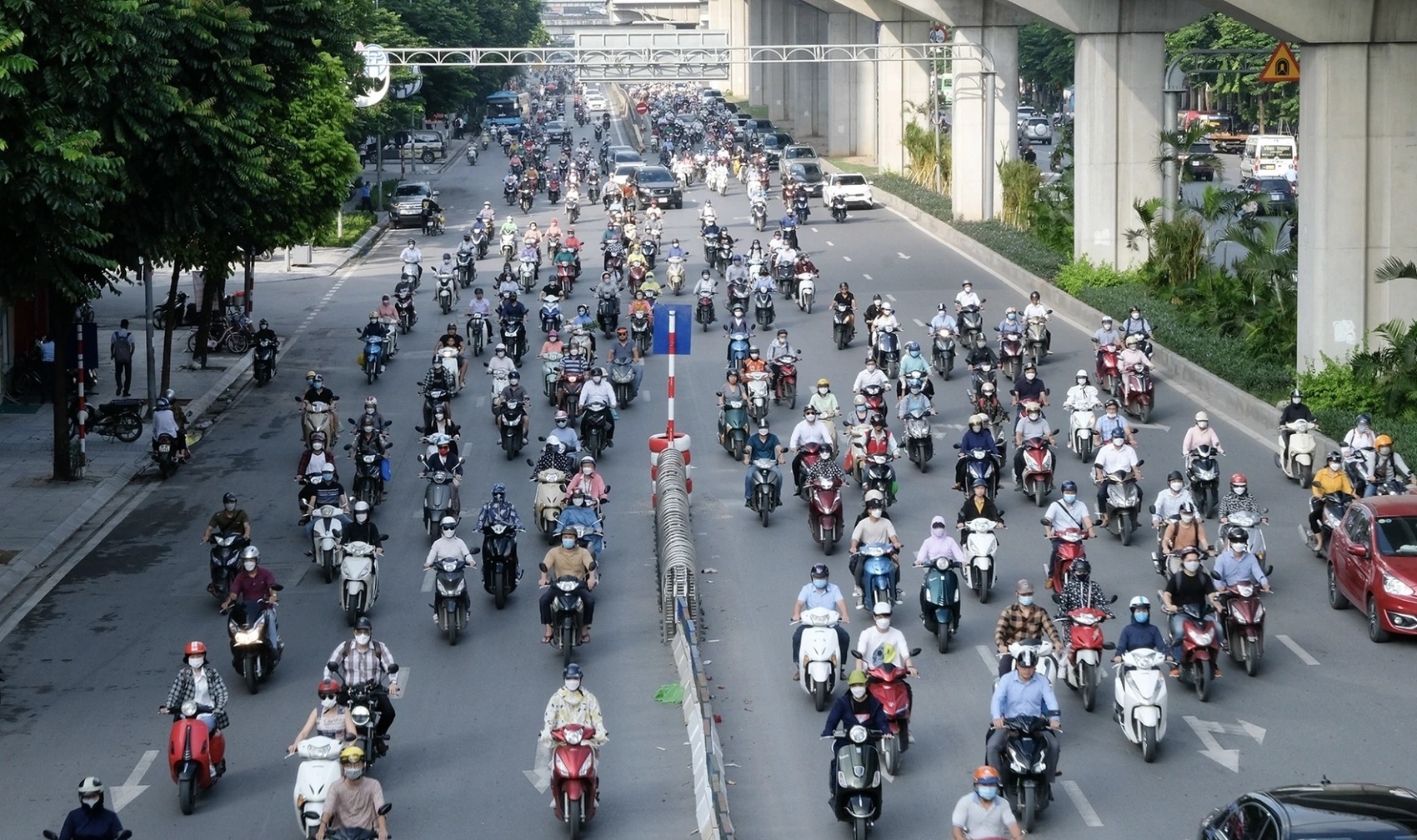 Việt Nam xếp thứ 6 về tỷ lệ sở hữu ô tô, kém xa nhiều nước Đông Nam Á