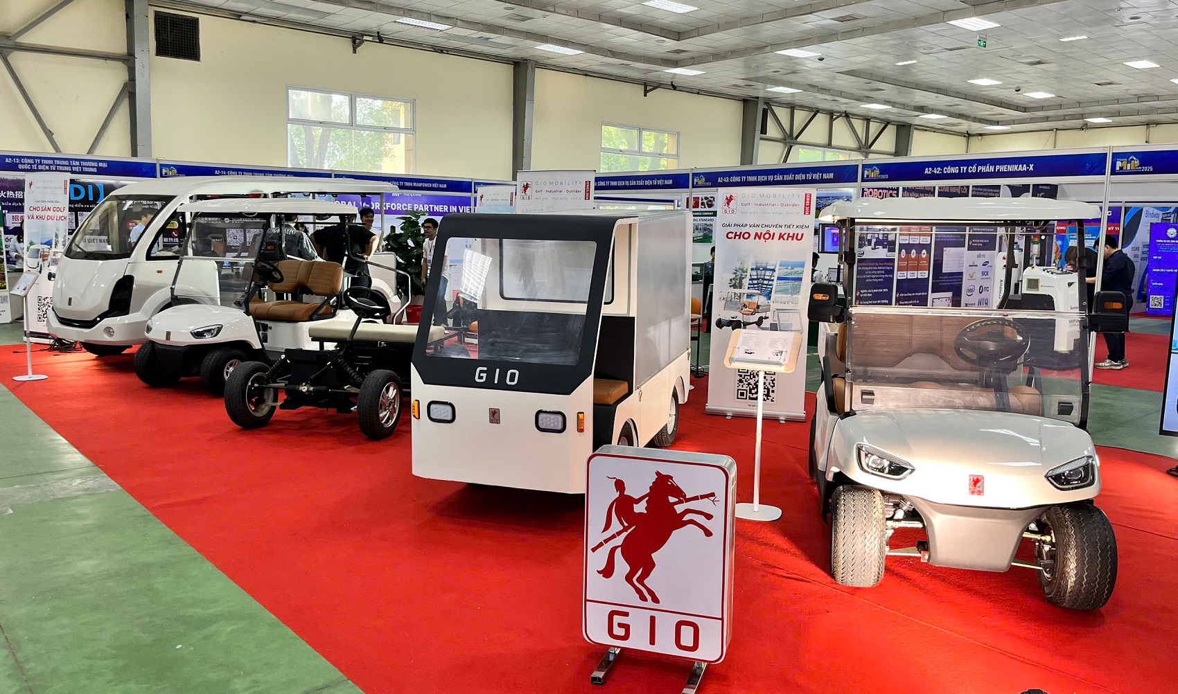 Ra mắt thương hiệu xe điện GIO và concept xe tải điện mini