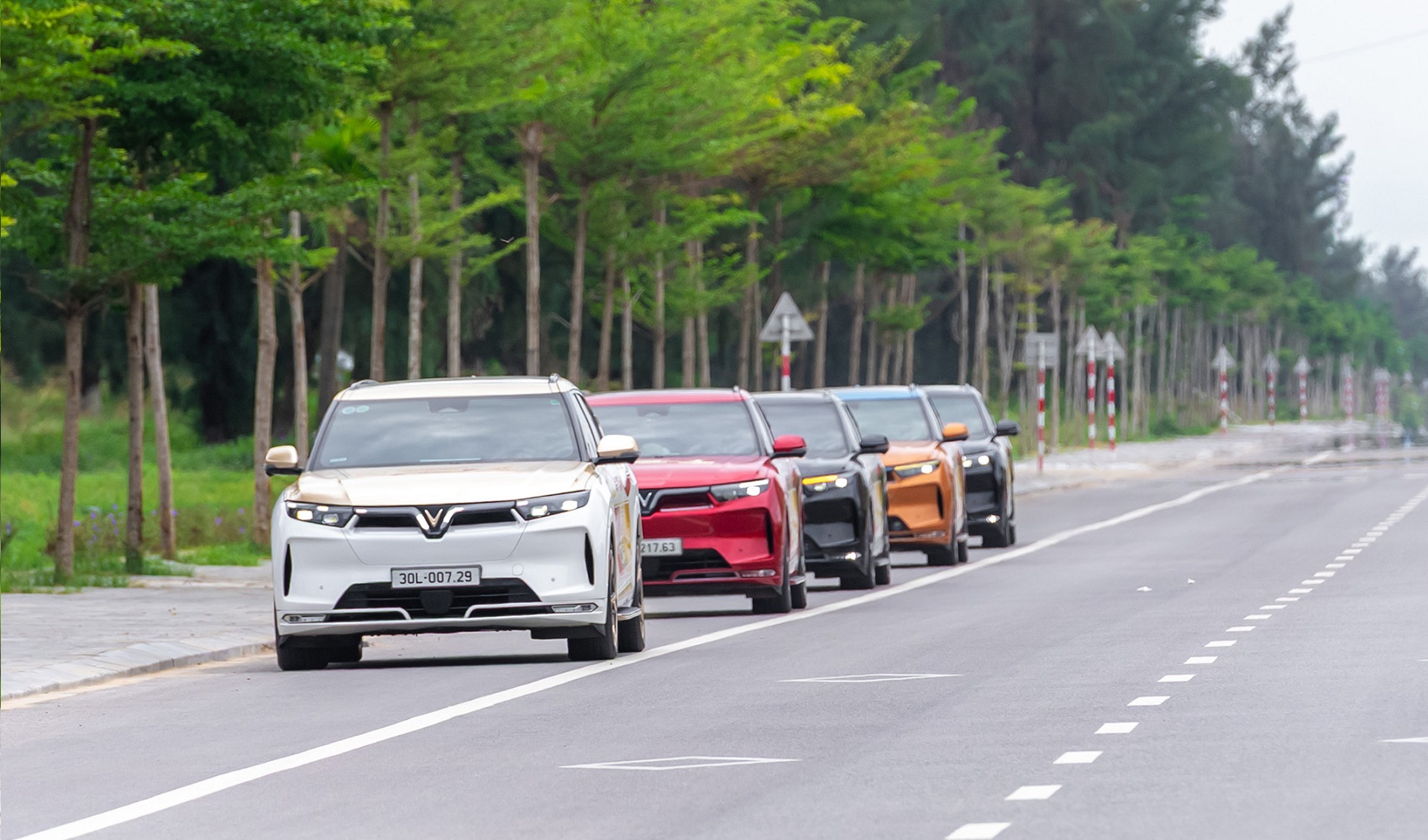 VinFast bàn giao hơn 20 nghìn ô tô điện trong tháng 10/2025