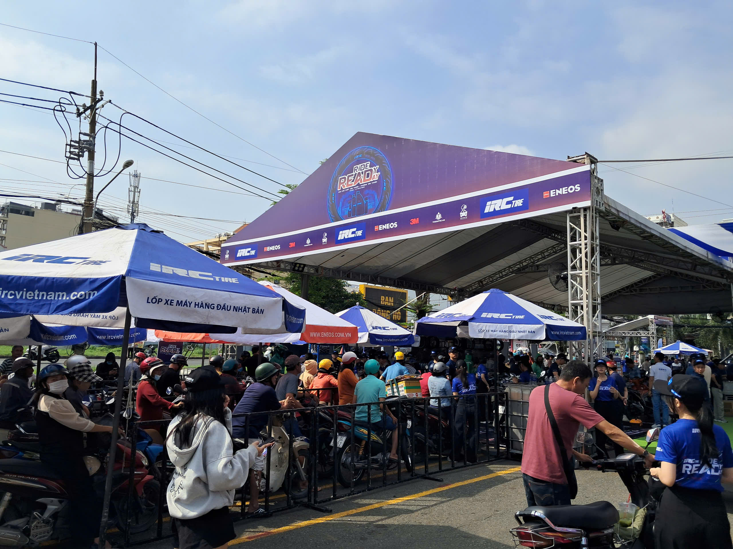 Các thương hiệu lớn chung tay giúp người lao động bảo dưỡng xe máy