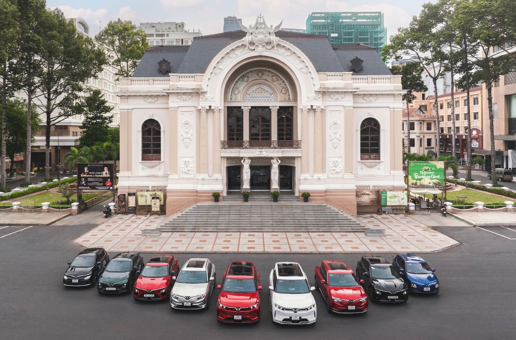 VinFast triển khai chương trình hỗ trợ toàn dân chuyển đổi sang xe điện