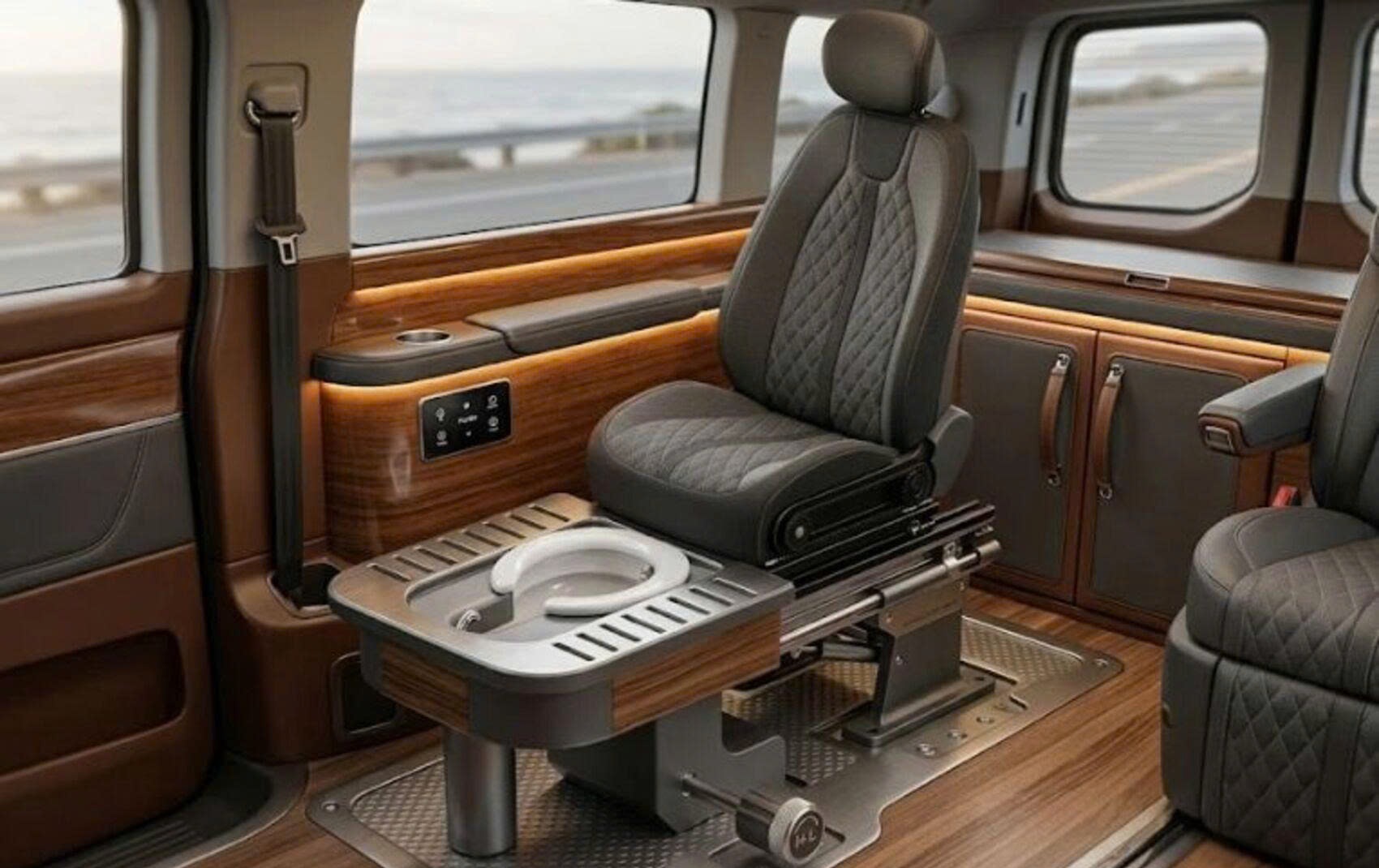 Đối tác của Huawei nhận bằng sáng chế nhà vệ sinh trên ô tô: Bước tiến thực dụng hay chiêu trò công nghệ?