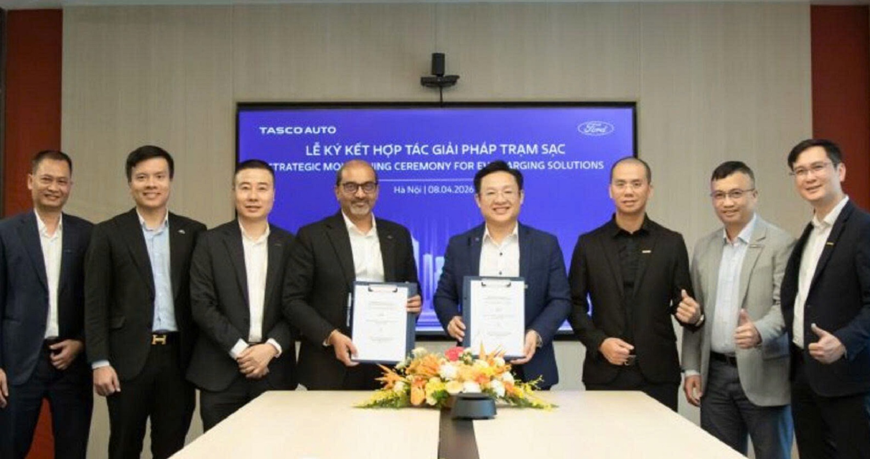 Tasco Auto và Ford Việt Nam ký kết hợp tác chiến lược, mở rộng hạ tầng sạc xe điện