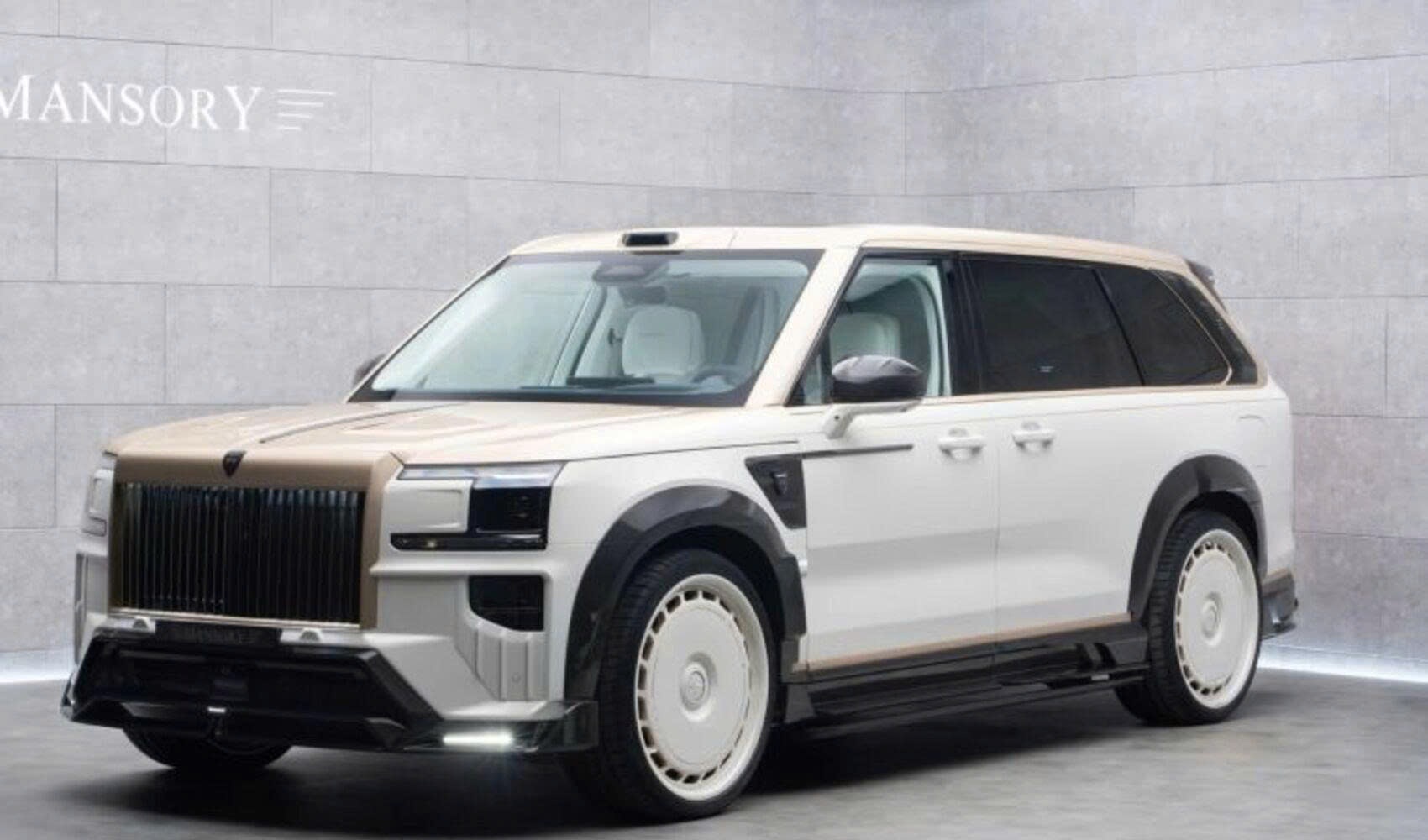 Mansory "lột xác" Zeekr 9X với cửa mở ngược kiểu Rolls-Royce, nội thất như phòng chờ hạng thương gia