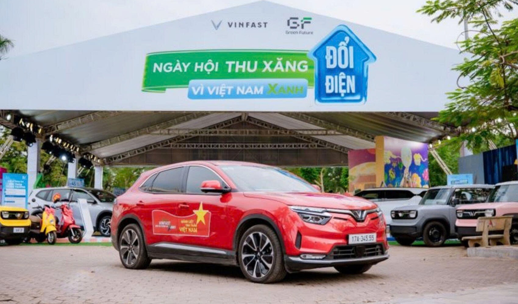 VinFast bán ra 24.774 xe ô tô điện trong tháng 4: Dẫn đầu thị trường Việt Nam 19 tháng liên tiếp