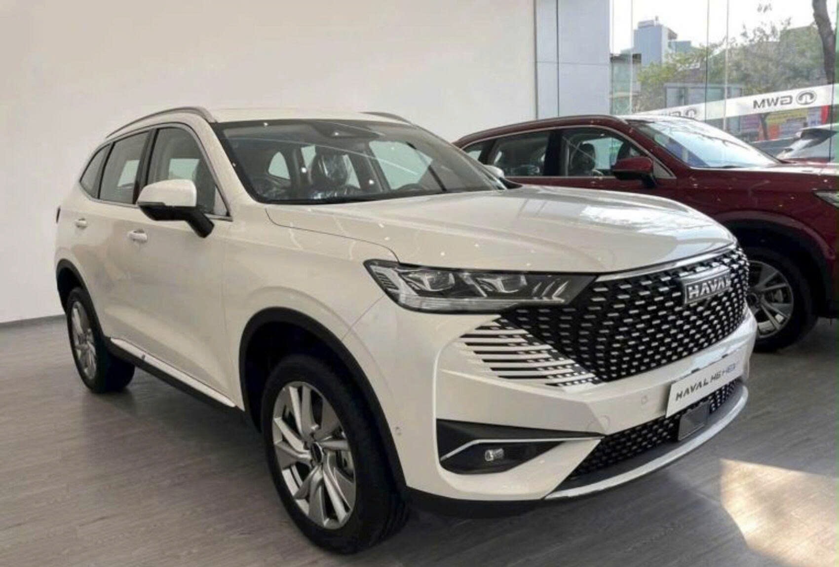 Haval Jolion được ưu đãi 80 triệu đồng: Xe hybrid có giá thực tế thấp hơn các đối thủ chạy xăng