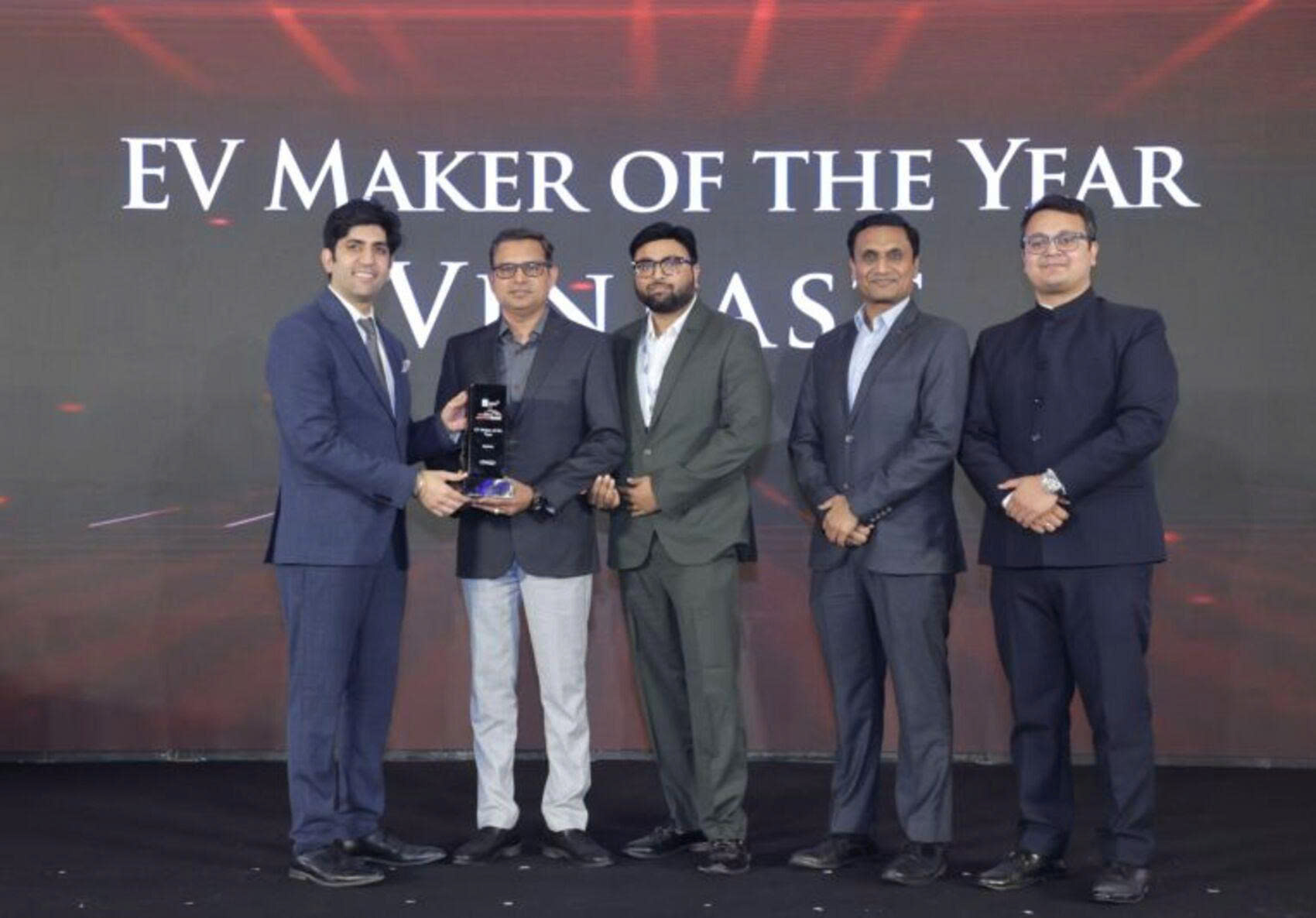 VinFast được vinh danh “Nhà sản xuất xe điện của năm” tại Times Drive Auto Summit & Awards 2026