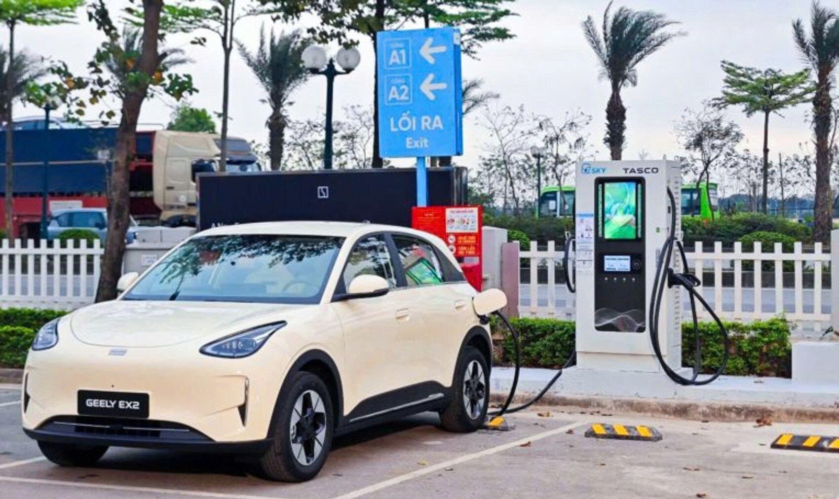 Giải mã bí ẩn độ bền của khối pin trên Geely EX2 sau hành trình “tra tấn” 84.000 km/năm