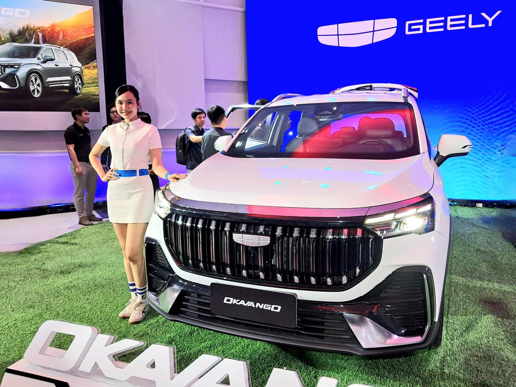 Chi tiết Geely Okavango 2026: mẫu D-SUV cạnh tranh với giá bán từ 739 triệu
