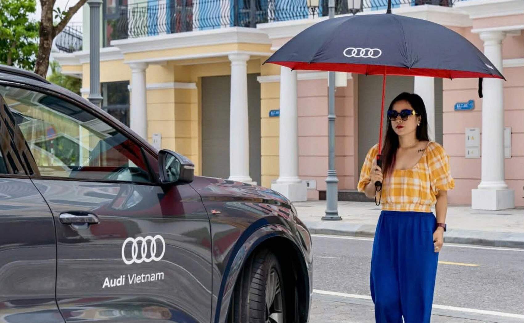 Audi Q6 e-tron: Chiếc SUV điện đầu tiên khiến tôi quên mất mình đang lái xe điện