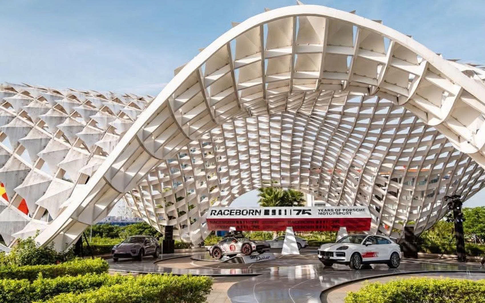 Không gian Trải nghiệm Porsche lần đầu xuất hiện tại Đà Nẵng