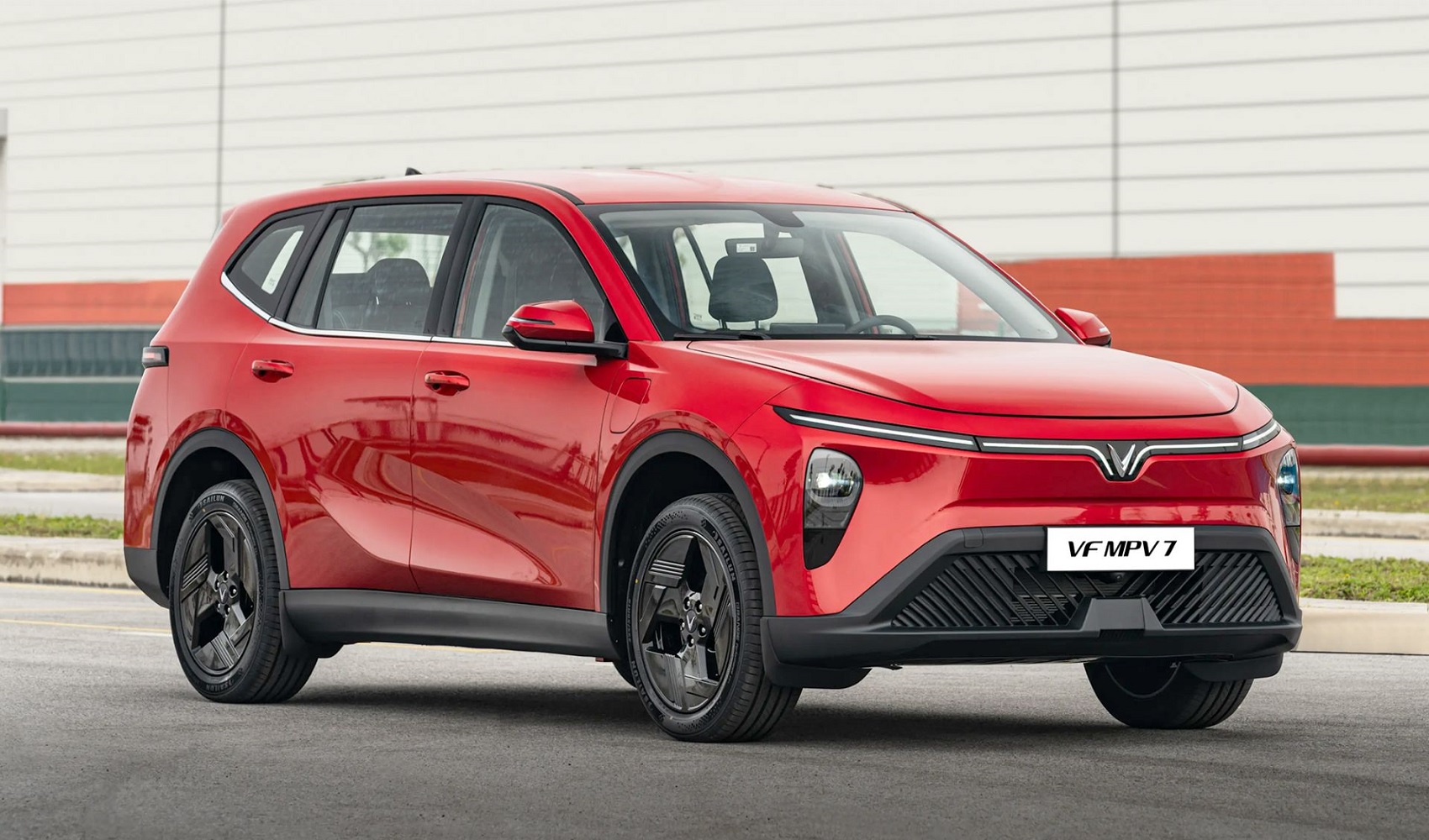 VinFast VF MPV 7 xóa bỏ nỗi băn khoăn đi xa cùng gia đình