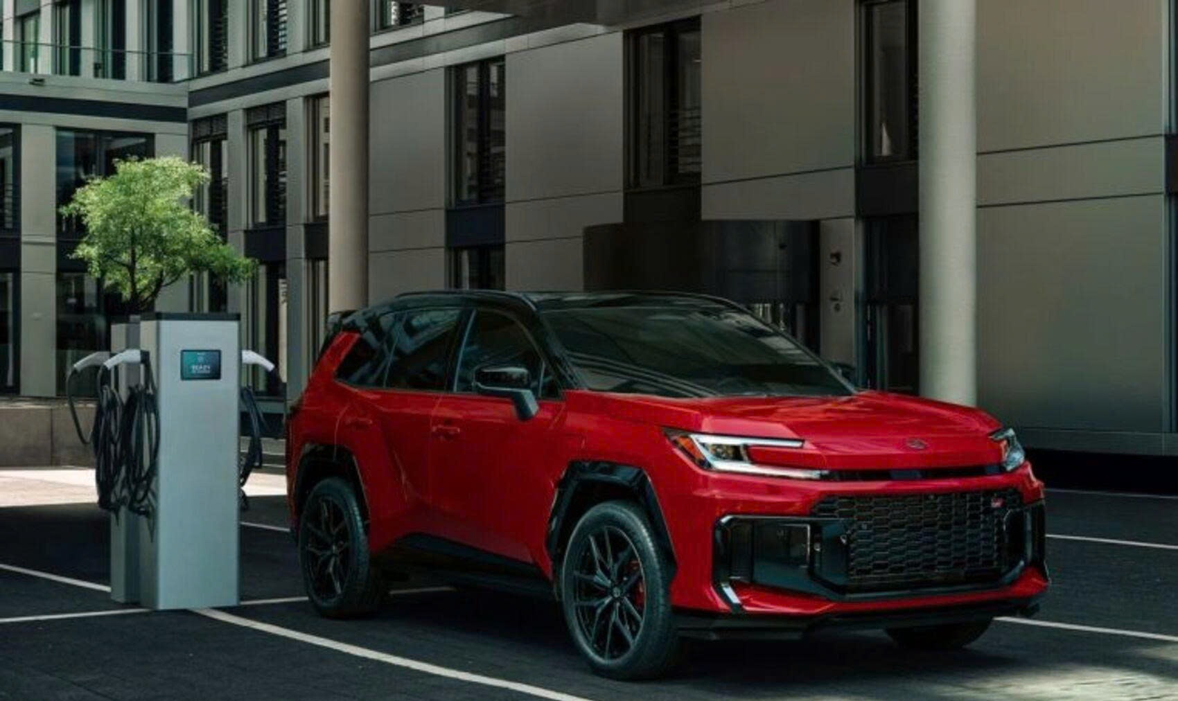Xe hybrid Toyota chuyển dần sang pin lithium-ion: Kỳ vọng giảm chi phí và tăng hiệu suất