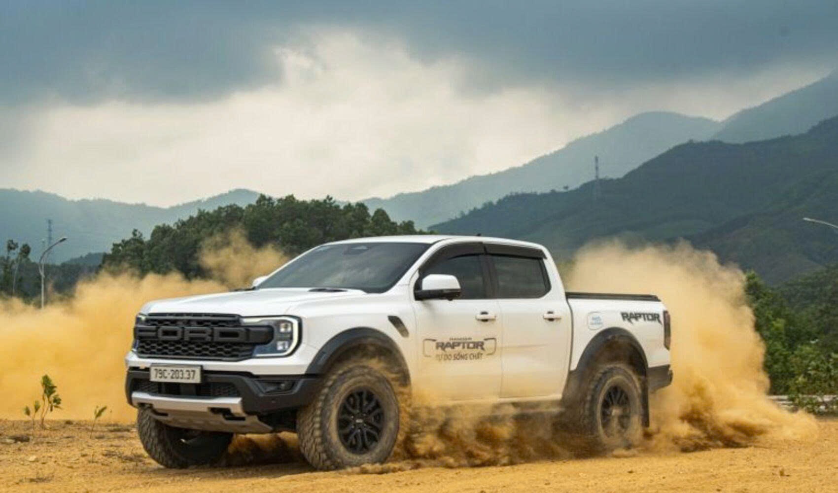Ford Việt Nam nâng thời gian bảo hành lên 5 năm, tung loạt ưu đãi cho khách mua xe trong tháng 8