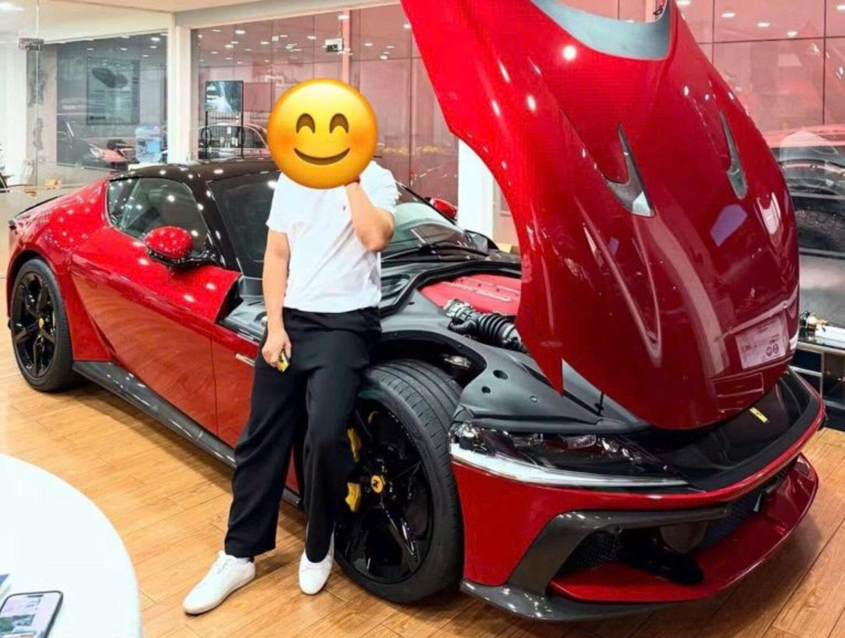 Ferrari 12Cilindri đầu tiên cập bến Việt Nam: Siêu xe V12 819 mã lực, sản xuất 1.499 chiếc trên toàn cầu