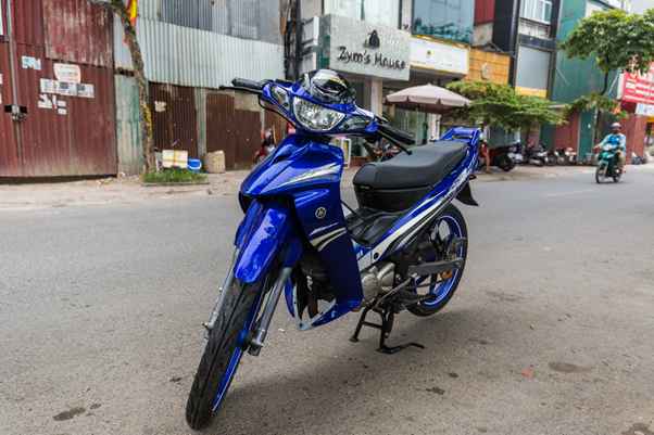 Ngắm lại chiếc YAMAHA 125ZR – niềm ao ước của giới chơi xe 2 thì