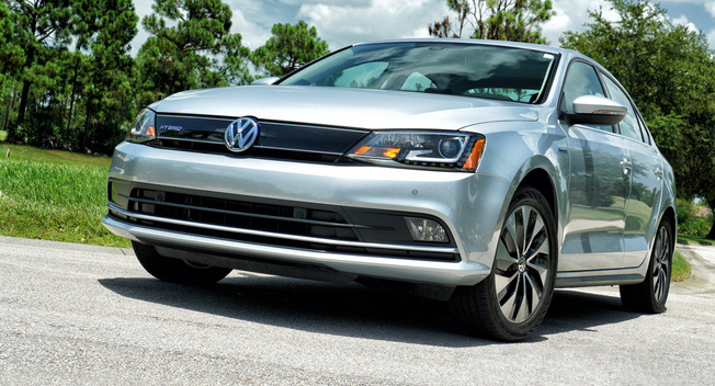 Volkswagen giảm giá sâu sau bê bối gian lận