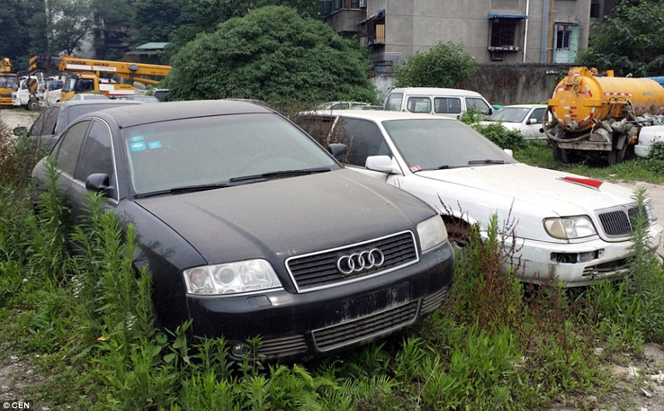 Ngỡ ngàng với bộ xe sang bị “bỏ rơi” tại Trung Quốc