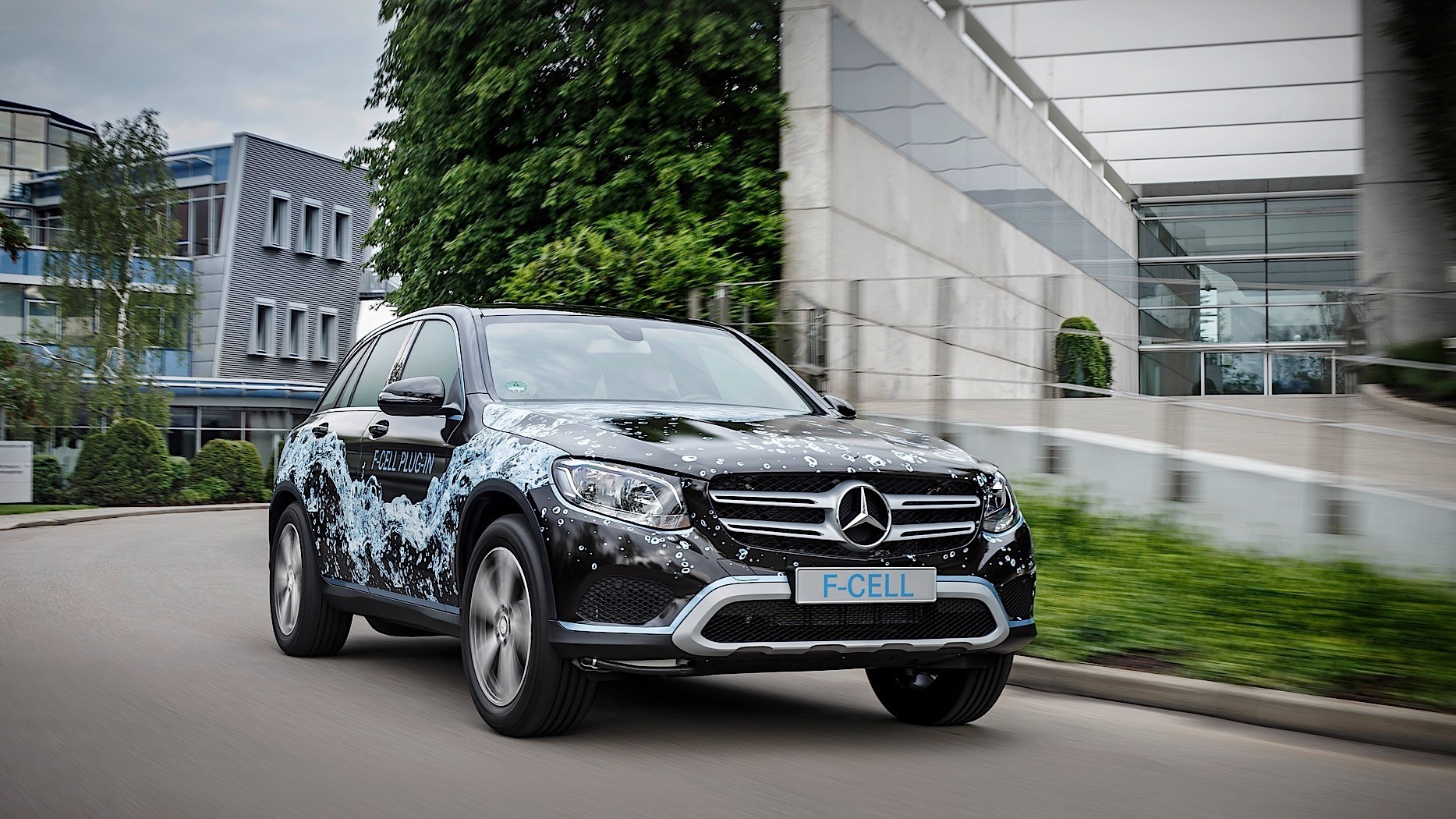 Mercedes GLC F-CELL: xe pin nhiên liệu plug-in hybrid đầu tiên trên thế giới