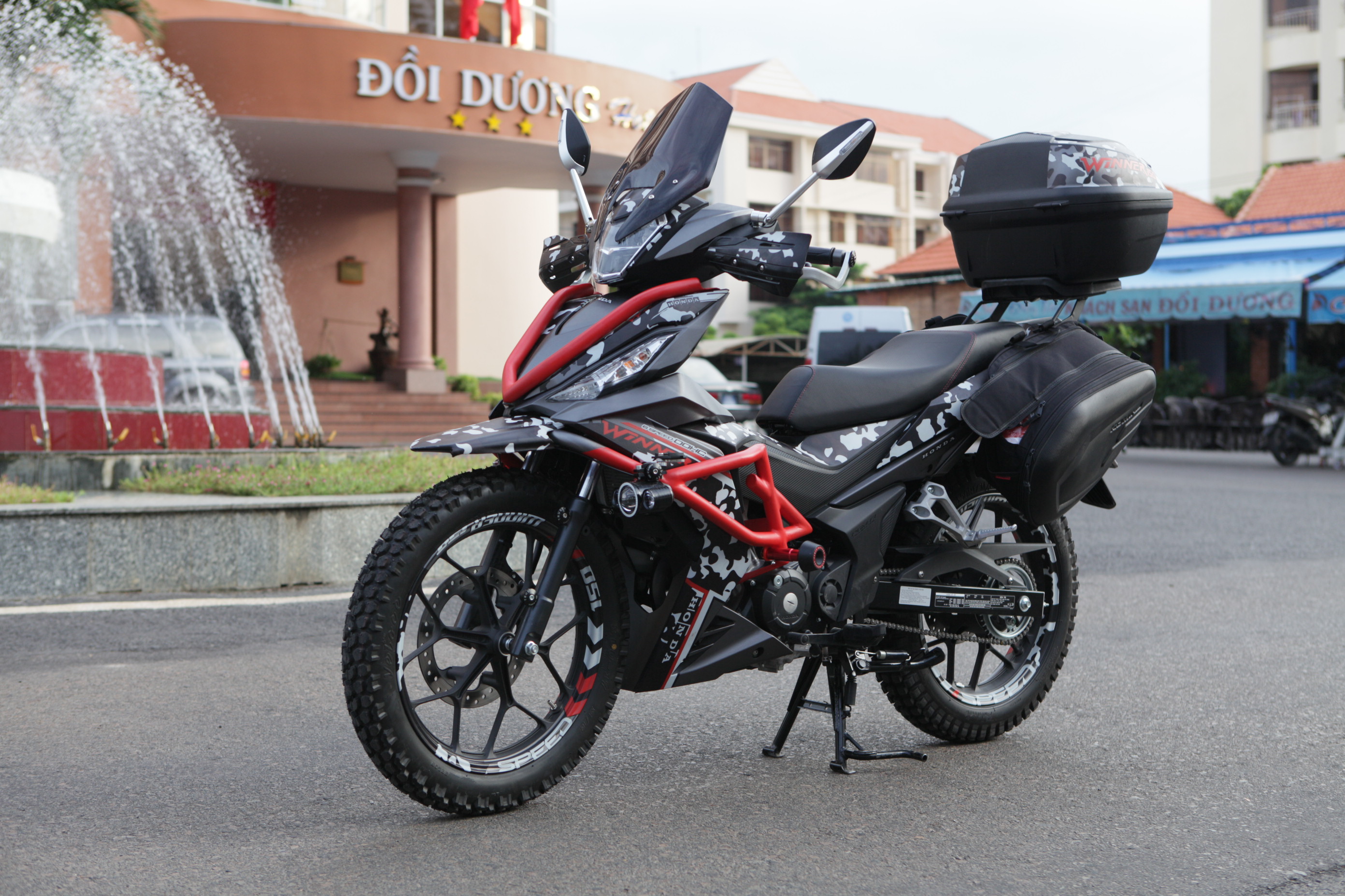 Honda Winner độ Adventure giá 80 triệu tại Việt Nam