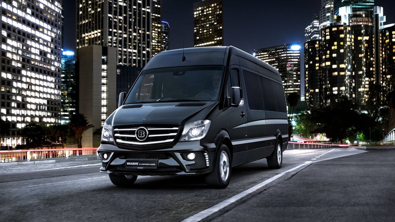 Mercedes-Benz Sprinter độ sang chảnh kiểu “tài phiệt”