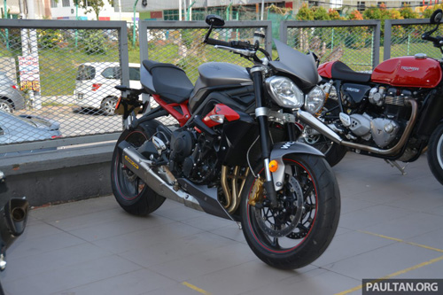 Triumph nhá hàng Street Triple 2017