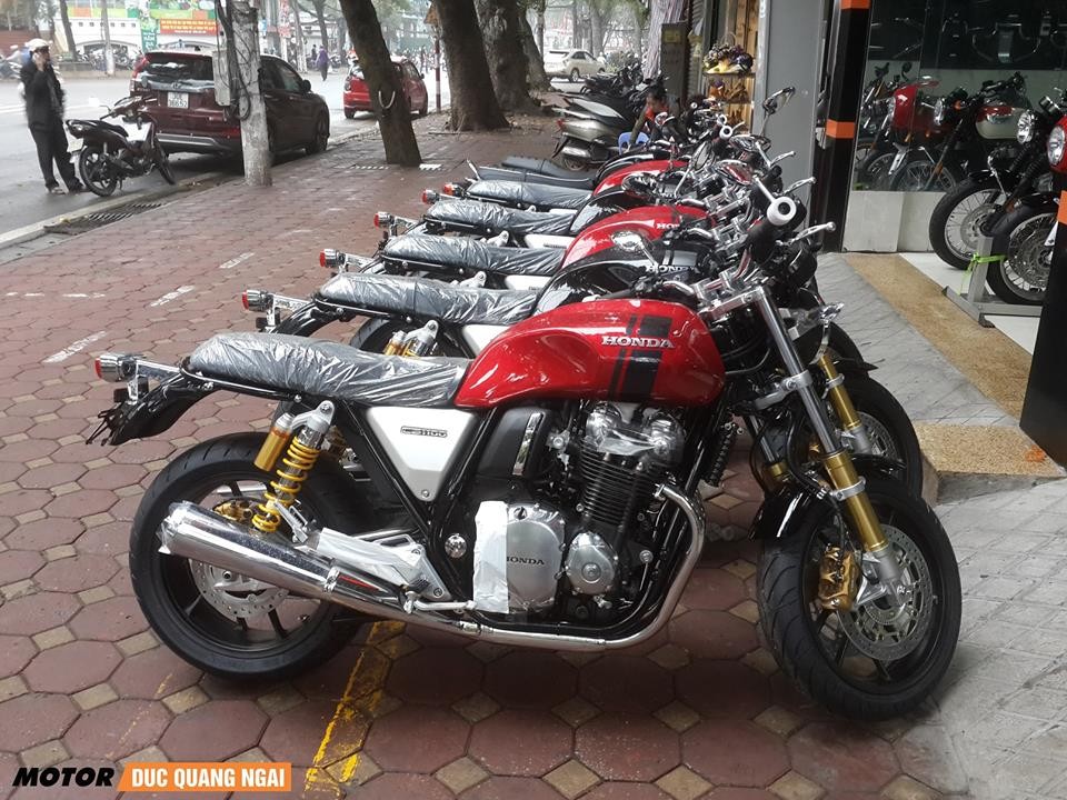 Honda CB1100 RS 2017 xuất hiện tại Hà Nội