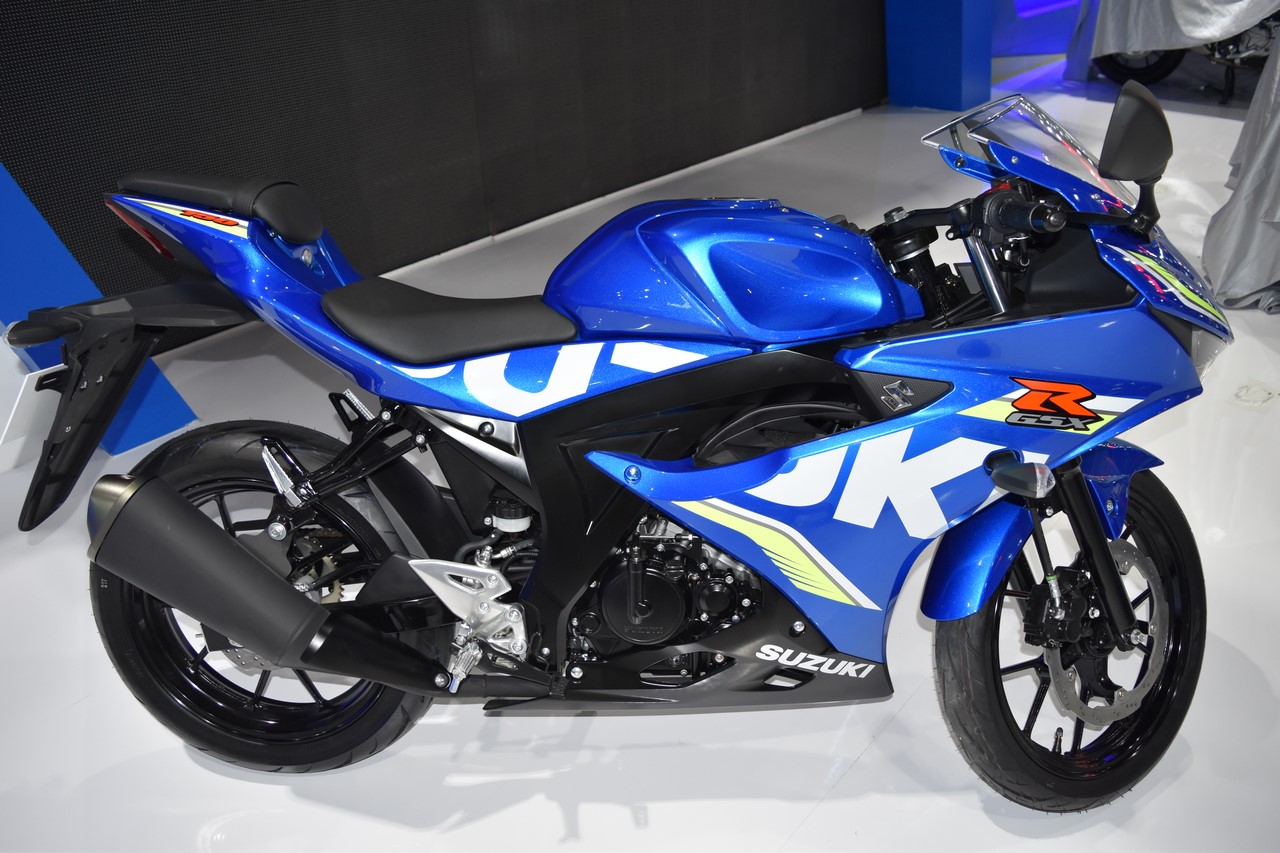 Suzuki GSX-R150 2017 ra mắt Thái Lan, giá 56 triệu đồng