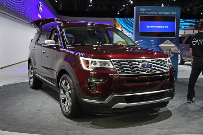 New York Motor Show: Ford Explorer 2018 nâng cấp về công nghệ