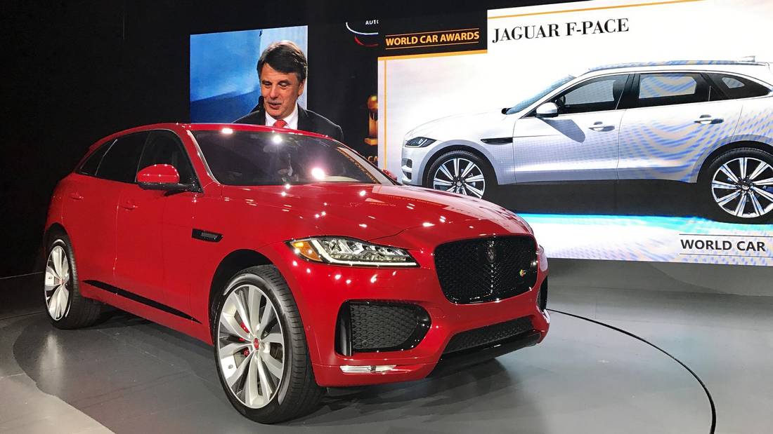 Jaguar F-Pace lần đầu giành giải “Xe của năm 2017”