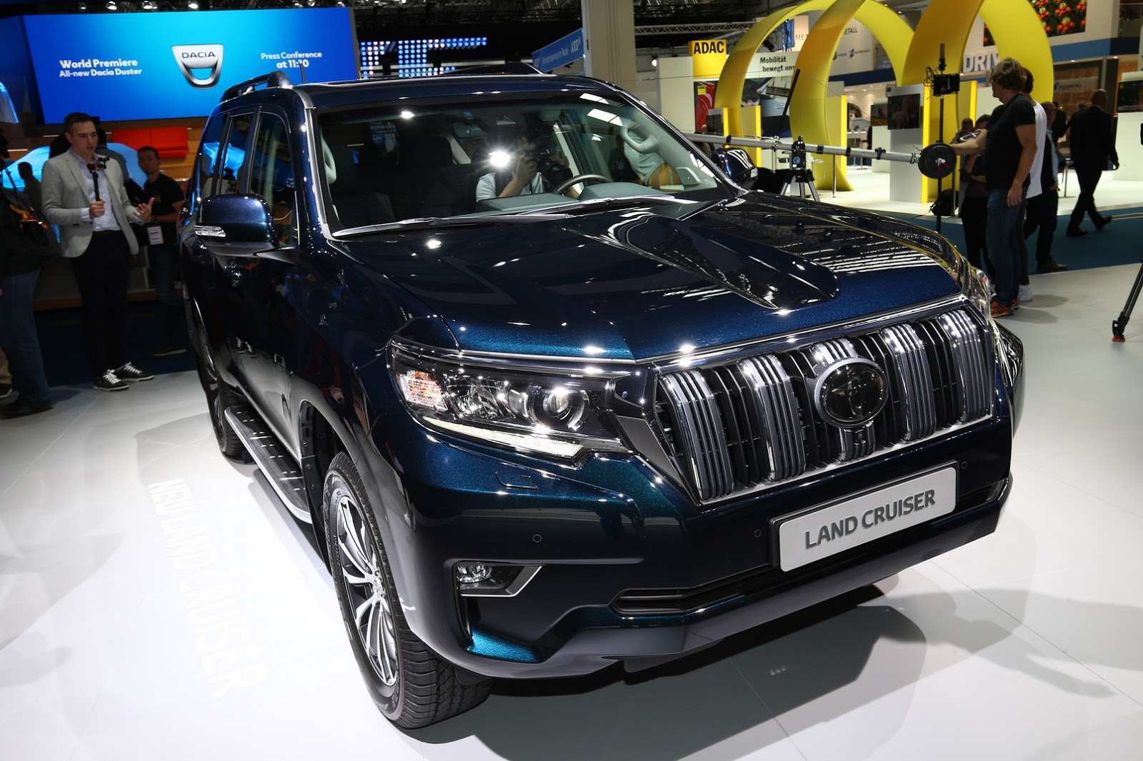 Toyota Land Cruiser Prado 2018 mới lạ tại Frankfurt Motor Show