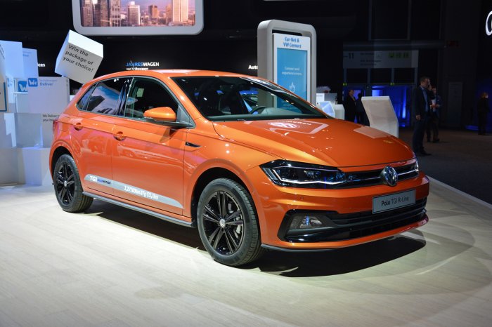 Volkswagen Polo thế hệ mới ra mắt Frankfurt 2017, giá từ 15.455 USD