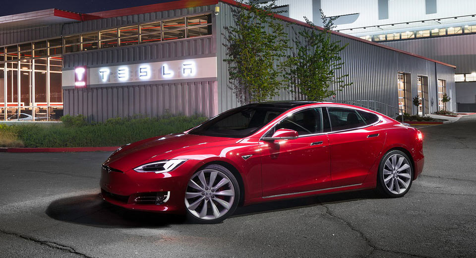 Bán xe đắt, Tesla bị loại khỏi chương trình hỗ trợ xe điện