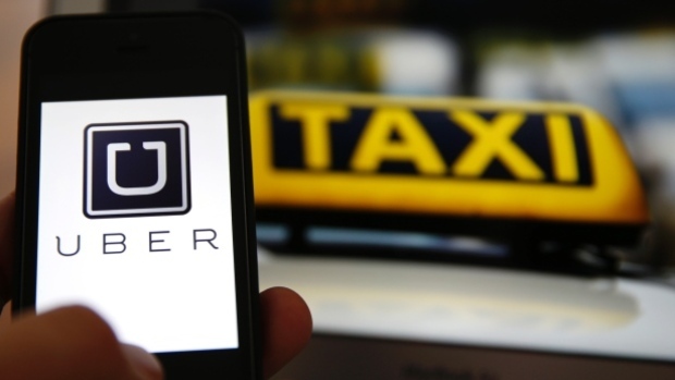 Uber nhận đòn giáng: Sẽ bị quản lý như taxi truyền thống