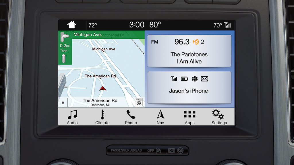 Ford tích hợp ứng dụng Waze trên màn hình giải trí của xe