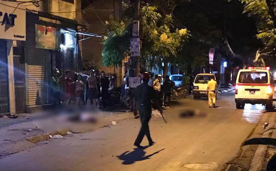 Hà Nội: Phát hiện hai thanh niên tử vong cạnh xe SH