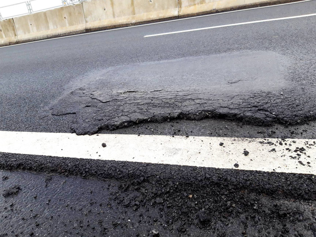 Cao tốc 34 nghìn tỉ sửa chữa chắp vá: Câu chuyện của năm?