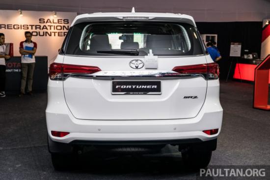 Toyota Fortuner 2016 có gì mới về thiết kế nội ngoại thất & vận hành? 3