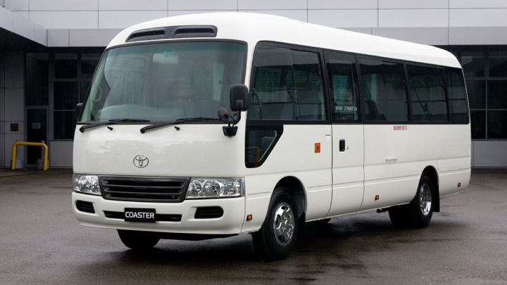 Toyota Coaster làm xe buýt để giảm ùn tẵc tại Đà Nẵng