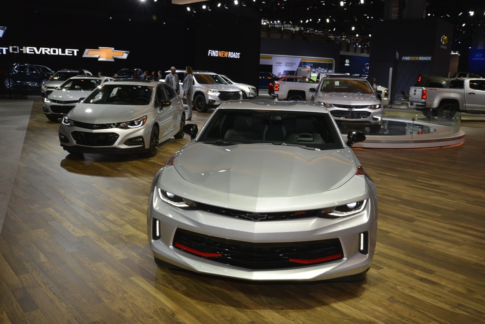 Chevrolet trình làng Bộ sưu tập Redline với 9 mẫu xe