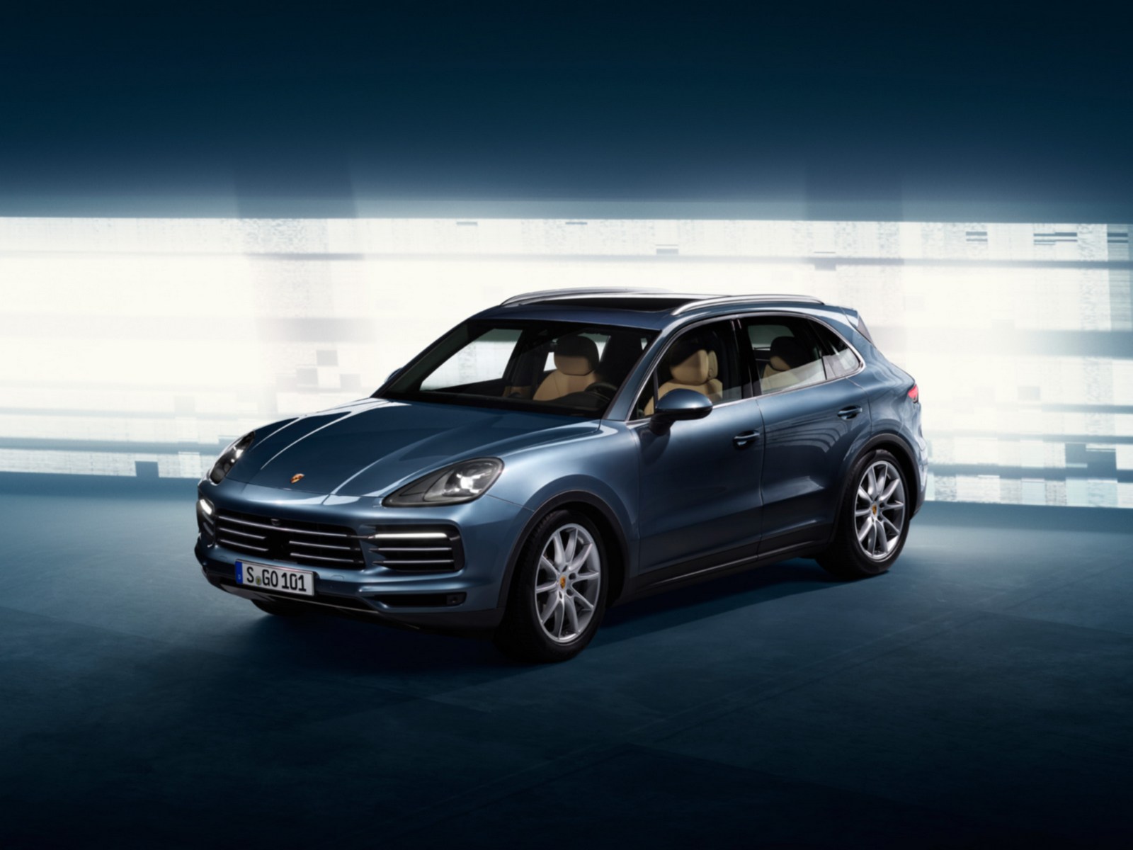 Porsche Cayenne thế hệ mới lộ ảnh nóng trước khi ra mắt