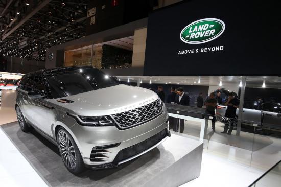 Range Rover Velar sẽ chính thức ra mắt khách hàng Việt tại VIMS 2017