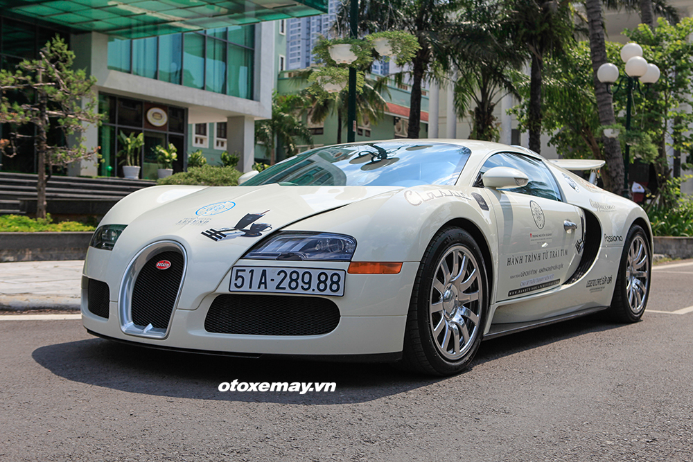 Bất ngờ về việc Bugatti Veyron vượt hành trình 2.000 km từ Nam ra Bắc