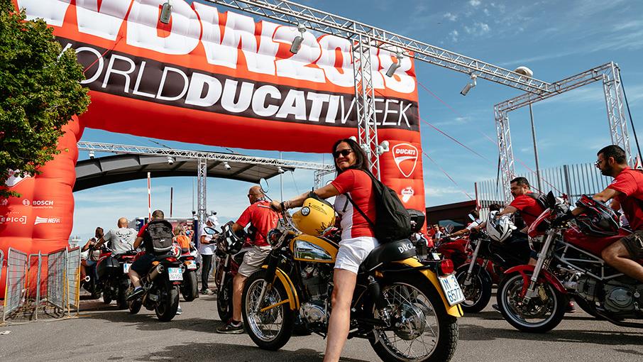 World Ducati Week 2018: 10 năm “thánh lễ đỏ”
