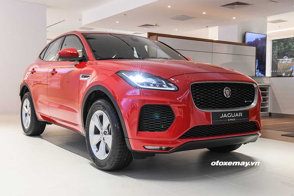 Chi tiết Jaguar E-Pace R Dynamic S 2.0P giá từ 3,08 tỷ đồng