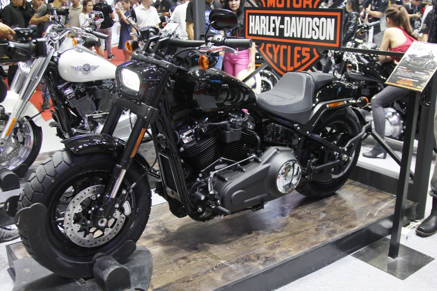 VIMS 2017: Có nên mua Harley-Davidson - New Fat Bob 2018 giá 876,5 triệu đồng