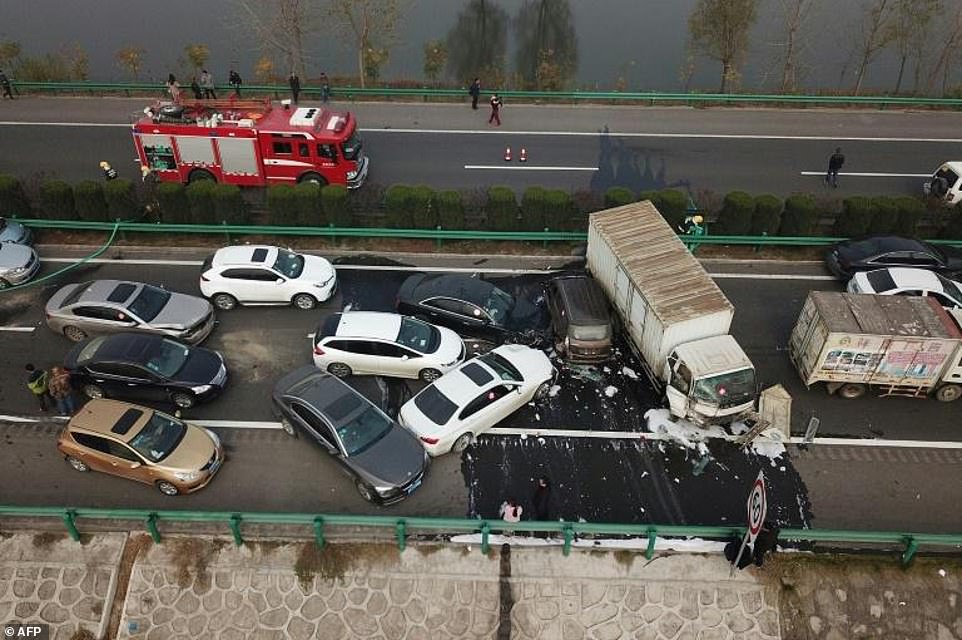 Đâm xe liên hoàn làm 18 người chết tại Trung Quốc có thể do ô nhiễm không khí
