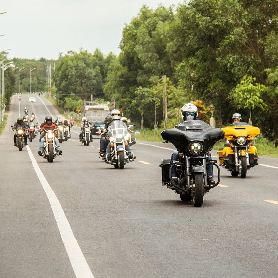Tín đồ Harley-Davidson Việt Nam tổ chức phượt từ thiện Giáng sinh